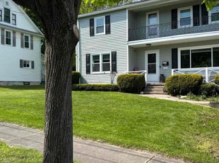Sharon M.'s grass maintenance service result