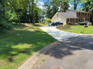 Emily W.'s lawn care service result