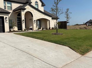 Tara A.'s lawn service service result