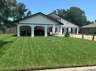 Stephanie D.'s turf care service result