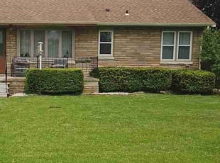 Stephanie F.'s Bush Trimming service result