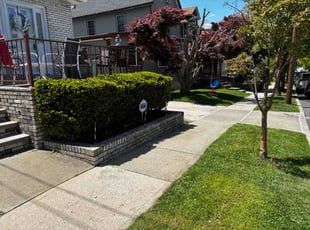 Kyle K.'s Flower Bed Weeding service result