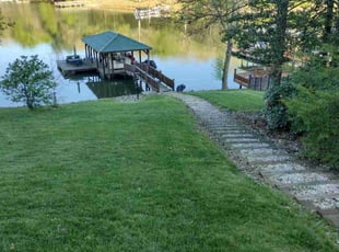 Darren F.'s turf maintenance service result