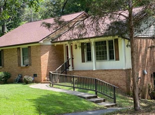 Adam S.'s Bush Trimming service result