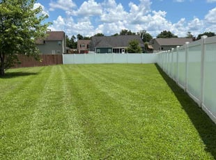 Stephanie L.'s lawn care service result