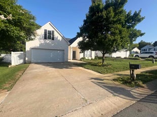 Kimberly M.'s turf care service result