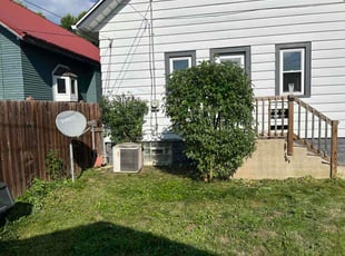 Kyle W.'s Bush Trimming service result