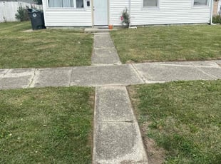 Kerri A.'s grass maintenance service result