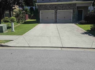 Thach T.'s lawn service service result