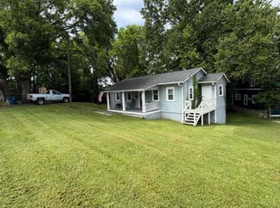 Jolanda F.'s lawn service service result
