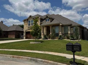 Vickie S.'s grass maintenance service result