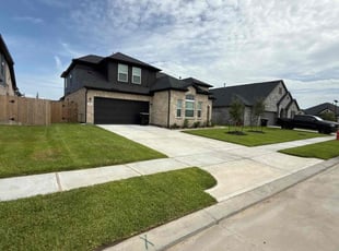 Warren S.'s turf maintenance service result