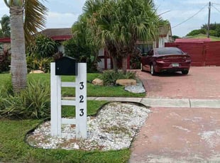 Andrea J.'s grass maintenance service result