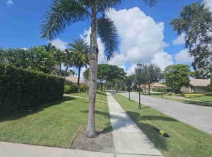 Claudia R.'s lawn care service result