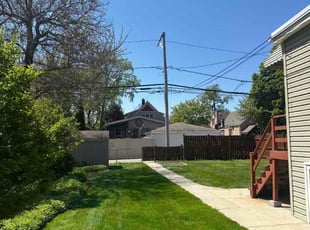 Darren B.'s grass maintenance service result