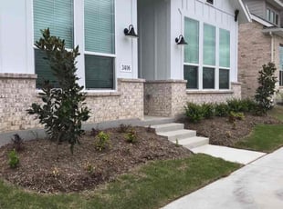 Melissa C.'s lawn service service result
