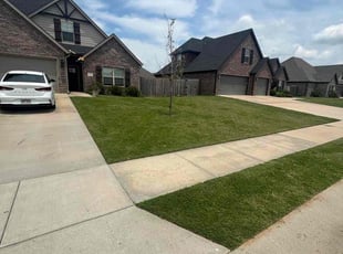 Kellie H.'s grass maintenance service result