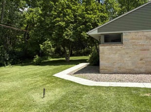 Brett W.'s lawn care service result