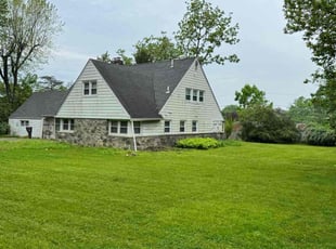Melissa M.'s lawn service service result