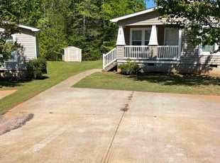 Chiwon C.'s lawn care service result