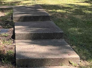 Kris K.'s grass maintenance service result