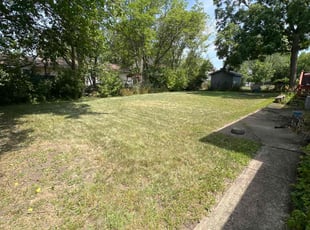 Ashley S.'s lawn care services service result