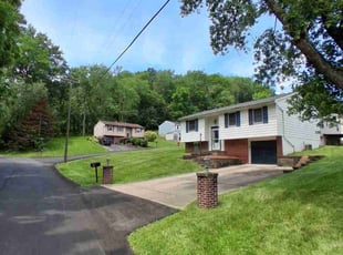 Amber C.'s lawn service service result