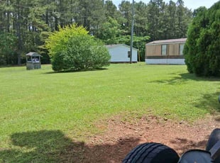 Robyn S.'s turf maintenance service result