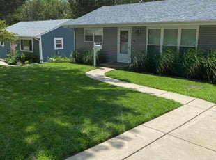 Veronica C.'s lawn care services service result