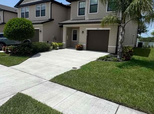 Yvette M.'s grass maintenance service result