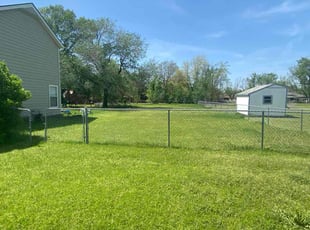 Stacey R.'s grass cutting service result