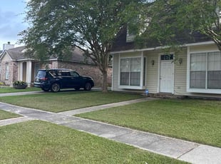 Rachelle S.'s grass cutting service result