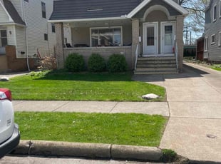 Kendall M.'s lawn care services service result