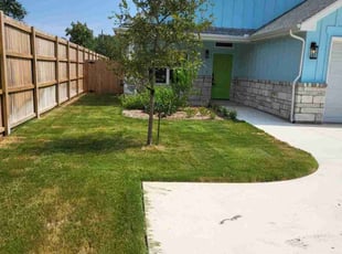 Karissa M.'s lawn care services service result