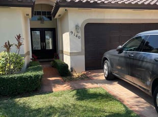 Melissa R.'s lawn maintenance service result