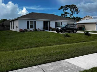 Iris L.'s turf care service result