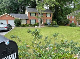 Randy B.'s lawn care services service result