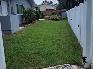 Kerry M.'s lawn care services service result