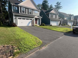 Emily K.'s lawn service service result