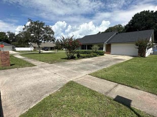 Gwen S.'s lawn maintenance service result