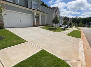 Lisa W.'s grass cutting service result