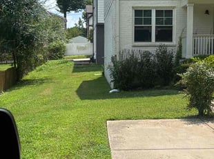 Rushawna M.'s lawn care service result
