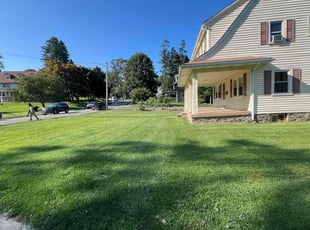 Adrienne F.'s lawn service service result