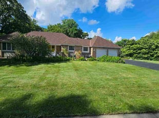 Deborah M.'s lawn care services service result