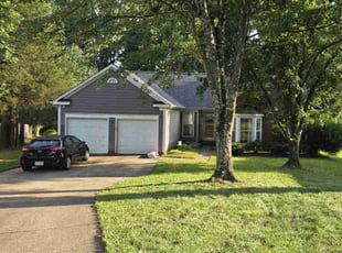 Heather G.'s lawn care services service result