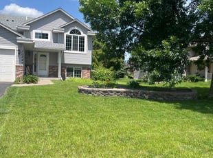 Cindy W.'s grass cutting service result