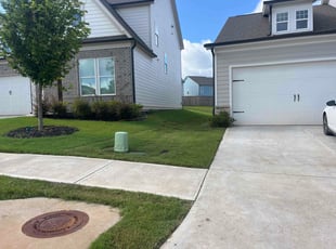 Jamie H.'s lawn maintenance service result
