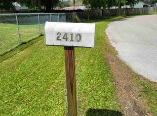 Carole E.'s grass cutting service result