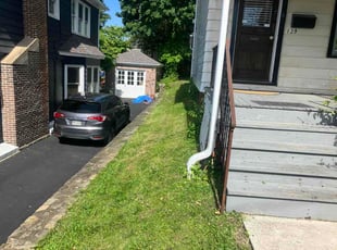 Malaika B.'s grass cutting service result