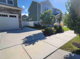 Wendy R.'s lawn service service result